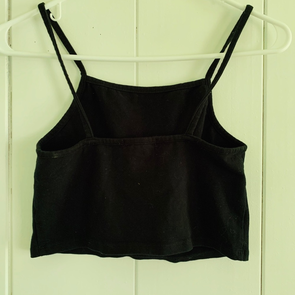 Cute top. - Picture 2 of 4
